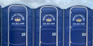 Best VIP or Luxury Restroom Trailers  in Agua Dulce, CA